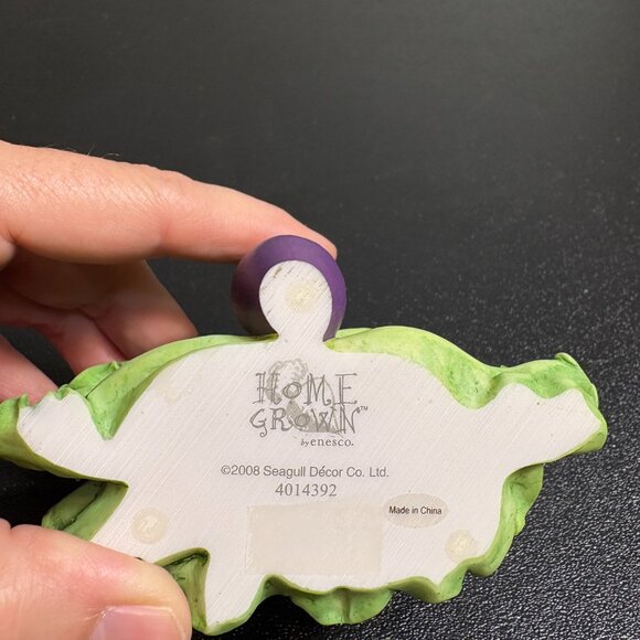 Home Grown by Enesco Resin Anthropomorphic Chinese Cabbage Peacock figurine - Picture 5 of 7